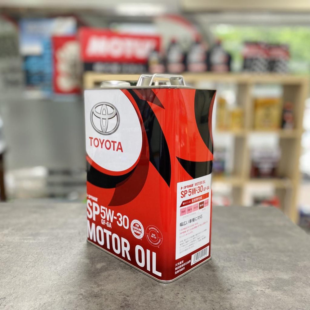 Toyota Genuine 5W-30 Tin Black Engine Oil - 4L